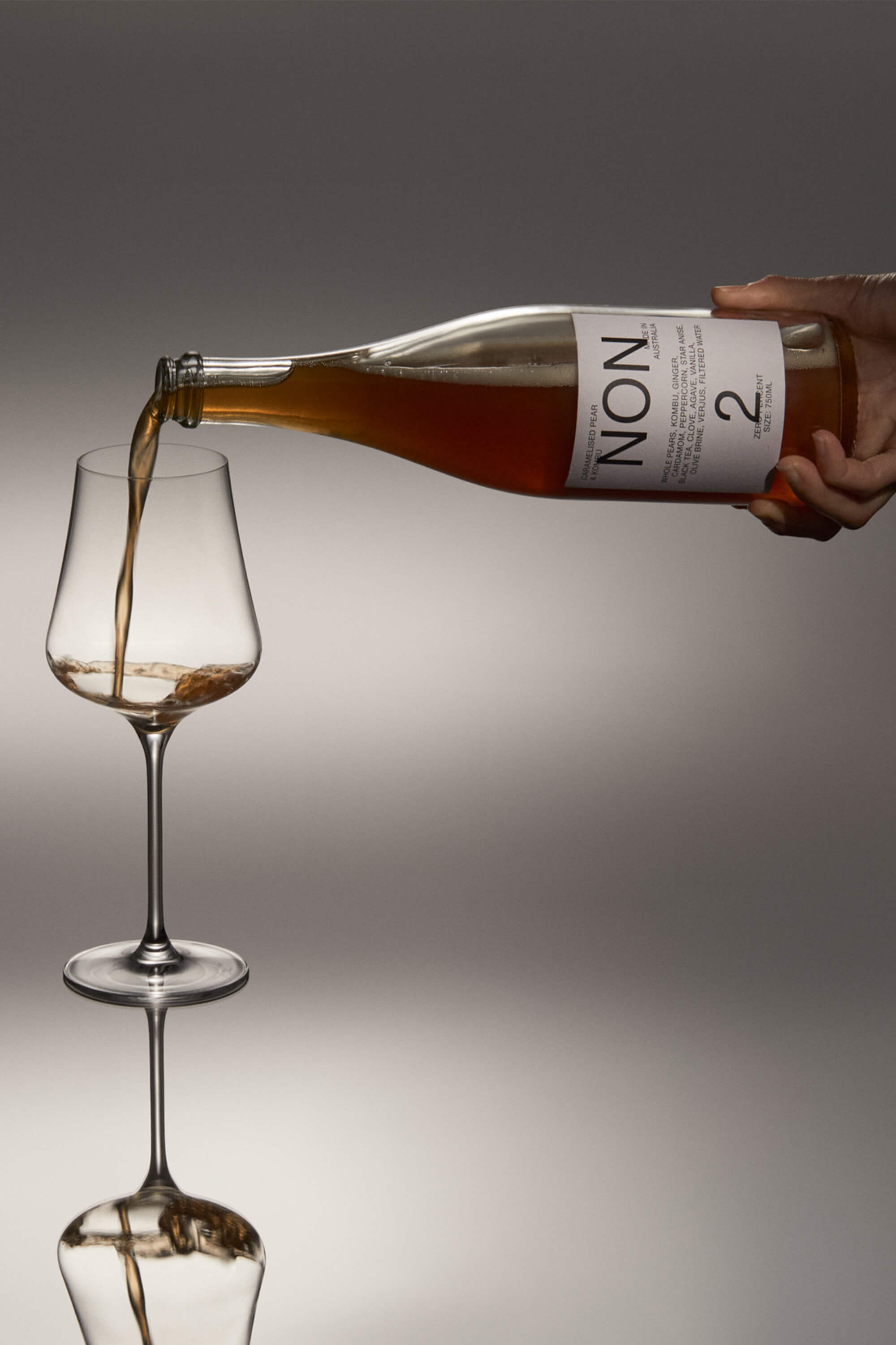 Pouring NON2 Caramelised Pear & Kombu